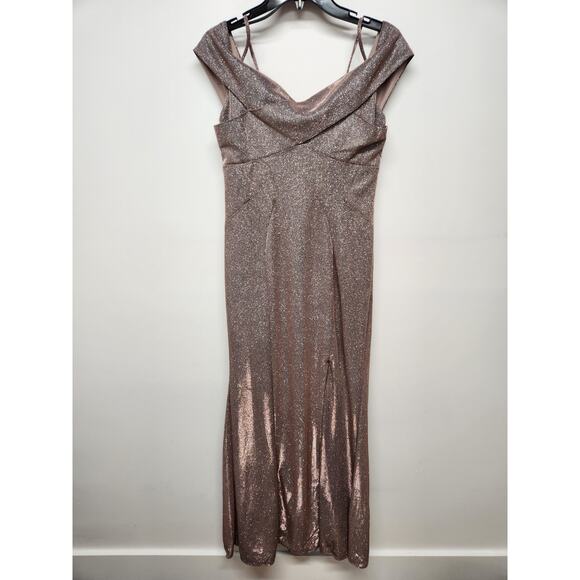 Nightway Women's Cold/Off-Shoulder Metallic Long Gown/Dress, Sz 6, In Cappuccino - Picture 1 of 16